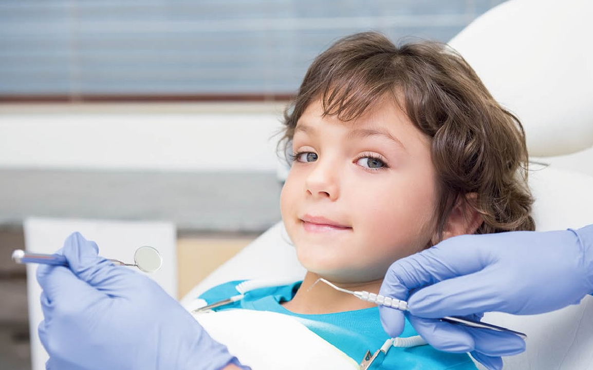 Помощь детского хирурга-стоматолога